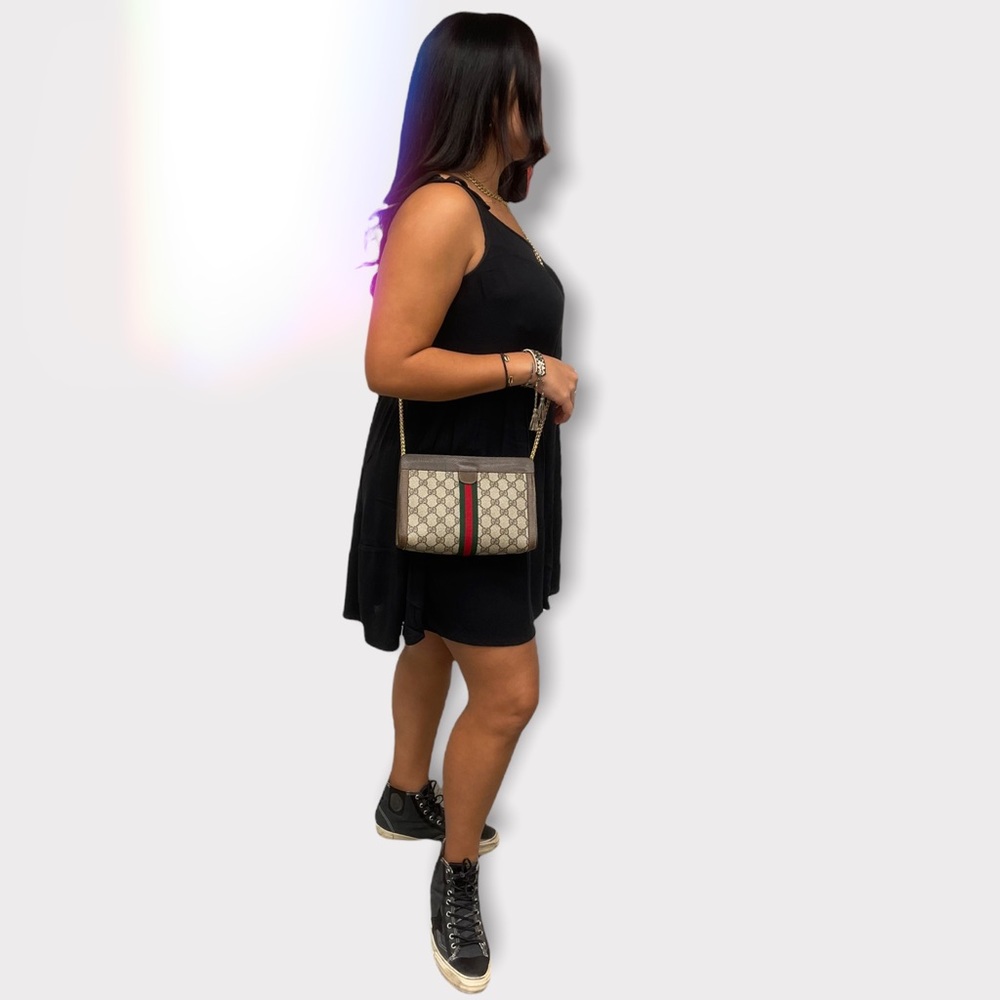 🔴SOLD🔴Gucci clutch crossbody Bag - Picture 17 of 17